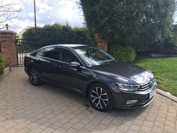 Volkswagen Passat Saloon, Diesel, 2020, Grey