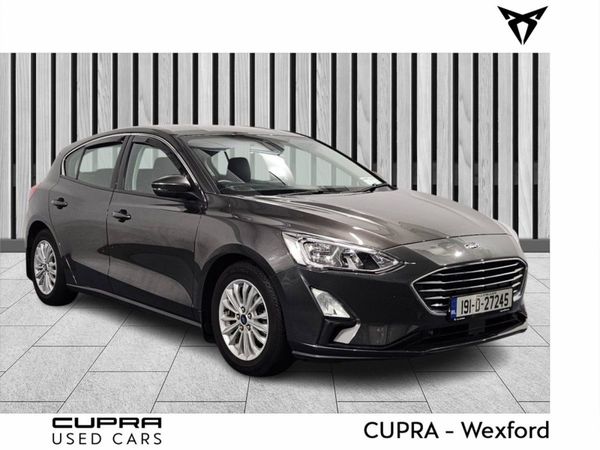 Ford Focus Hatchback, Petrol, 2019, Grey