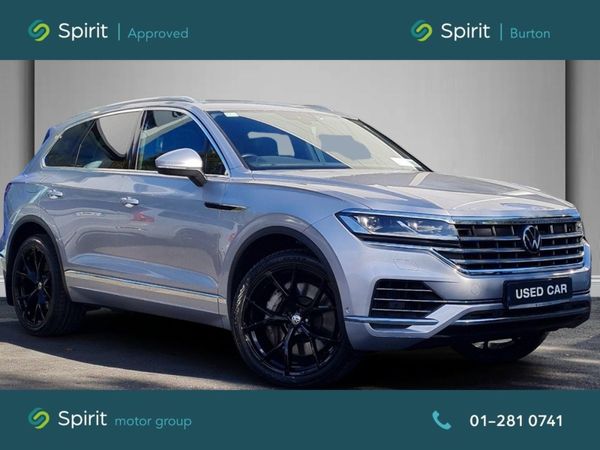 Volkswagen Touareg SUV, Petrol Hybrid, 2021, Grey