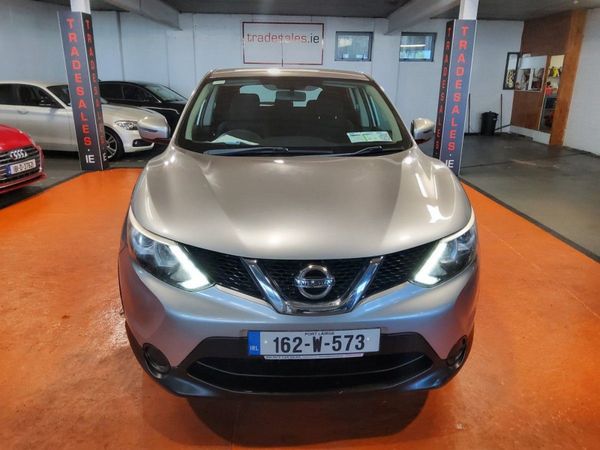 Nissan Qashqai Hatchback, Diesel, 2016, Silver