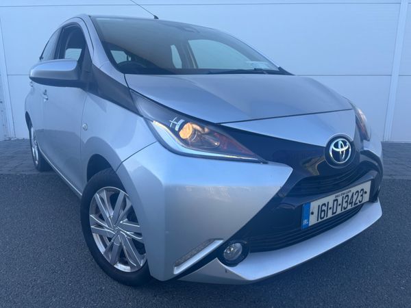 Toyota Aygo Hatchback, Petrol, 2016, Silver