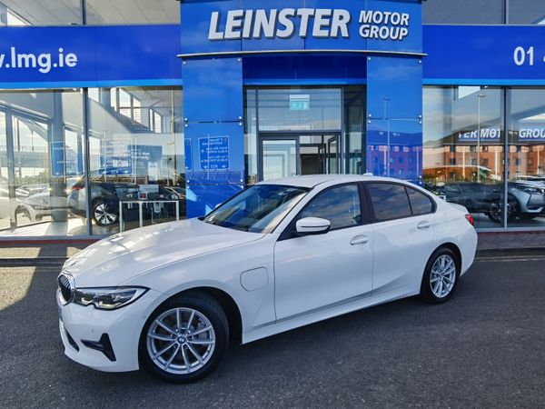 BMW 3-Series Saloon, Petrol Plug-in Hybrid, 2019, White