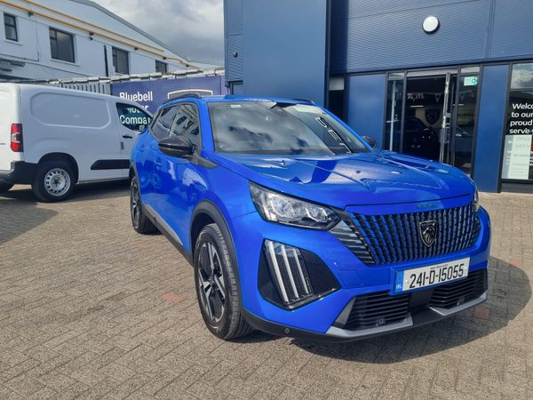 Peugeot 2008 MPV, Petrol, 2024, Blue