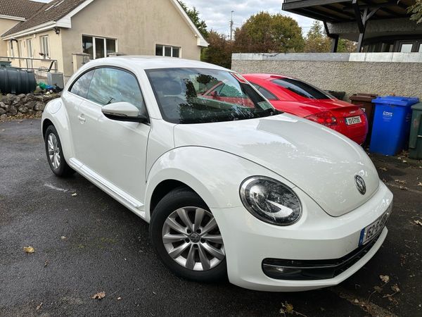 Volkswagen Beetle Hatchback, Petrol, 2015, White
