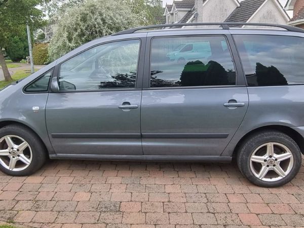 SEAT Alhambra MPV, Diesel, 2011, Grey