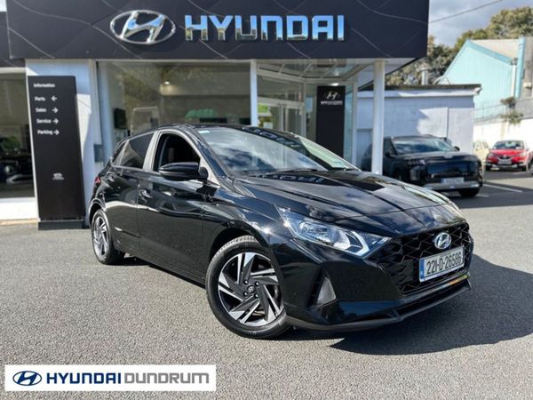 Hyundai i20 Hatchback, Petrol, 2022, Black
