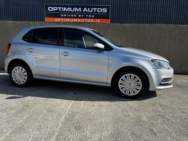Volkswagen Polo Hatchback, Petrol, 2015, Silver