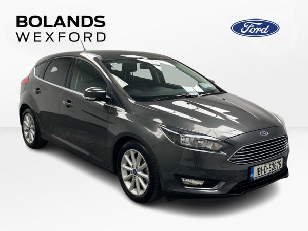 Ford Focus Hatchback, Petrol, 2018, Grey