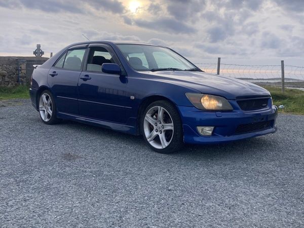 Lexus IS Saloon, Petrol, 1999, Blue