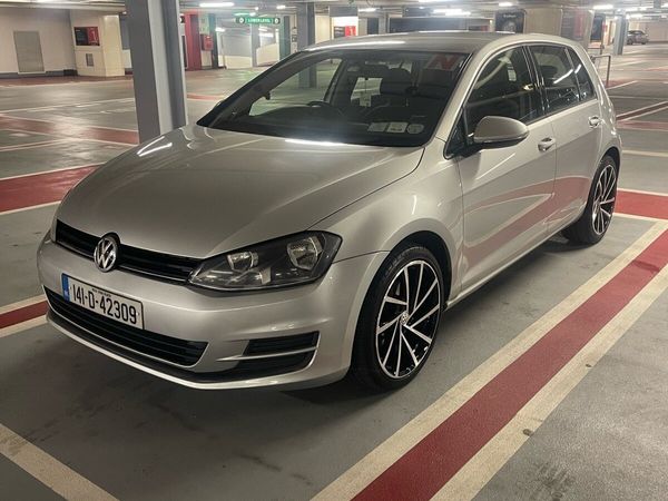 Volkswagen Golf Hatchback, Petrol, 2014, Silver