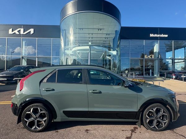 Kia Niro MPV, Petrol Plug-in Hybrid, 2023, Green