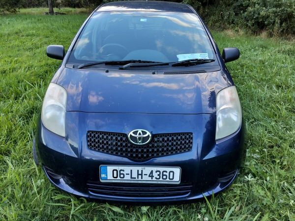 Toyota Yaris Hatchback, Petrol, 2006, Blue