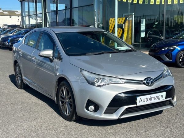 Toyota Avensis Saloon, Diesel, 2016, Silver