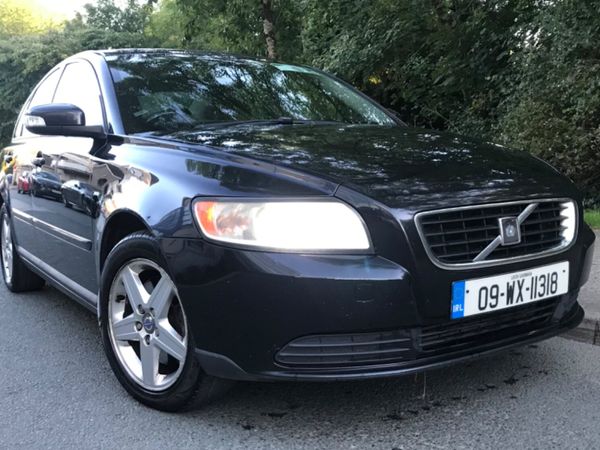Volvo S40 Saloon, Diesel, 2009, Black