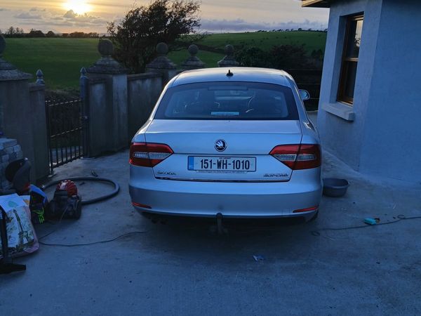 Skoda Superb Saloon, Diesel, 2015, Silver