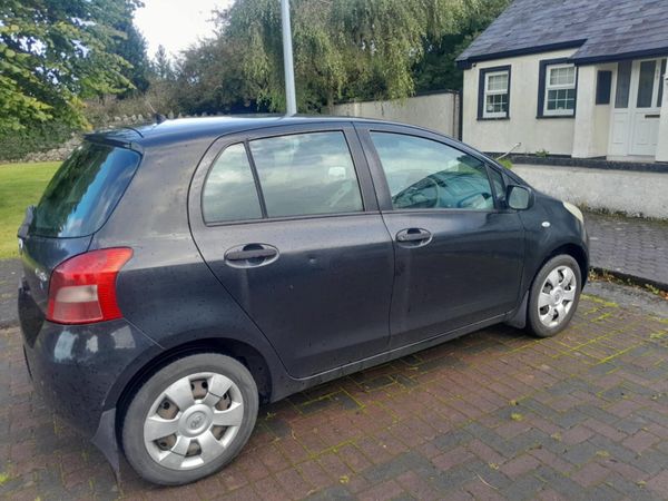 Toyota Yaris Hatchback, Petrol, 2007, Black