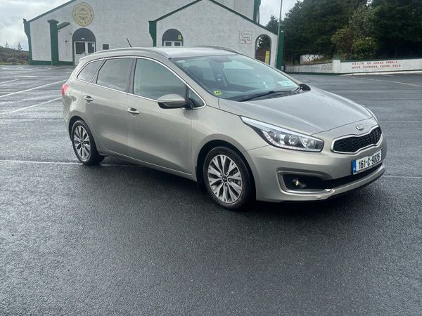 Kia Ceed Estate/Jeep, Diesel, 2016, Silver