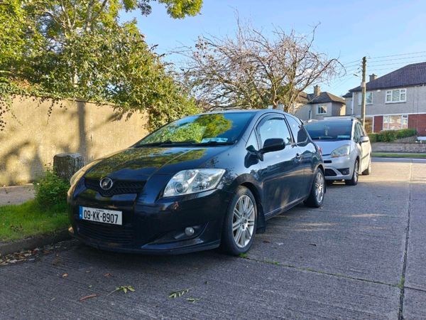 Toyota Auris Hatchback, Diesel, 2009, Black