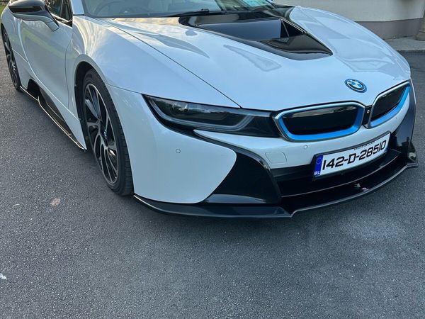 BMW i8 Coupe, Petrol Plug-in Hybrid, 2014, White