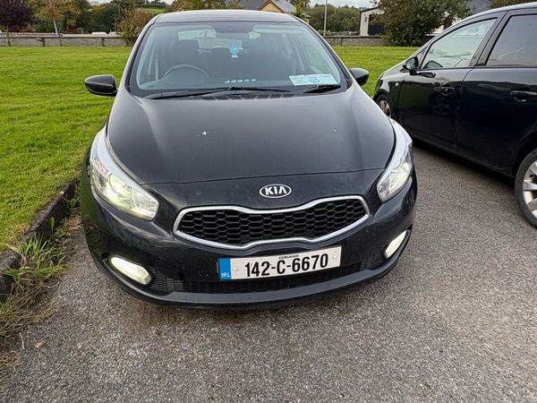 Kia Ceed Hatchback, Diesel, 2014, Black