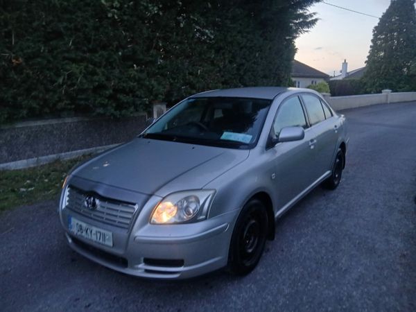 Toyota Avensis Saloon, Petrol, 2006, Silver