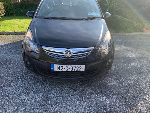 Vauxhall Corsa Hatchback, Petrol, 2014, Black