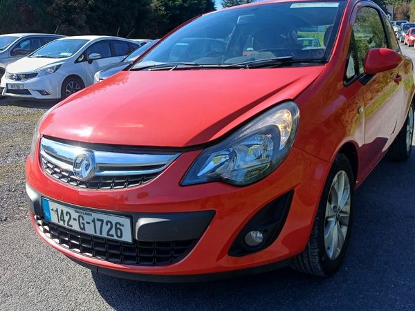 Vauxhall Corsa Hatchback, Petrol, 2014, Red