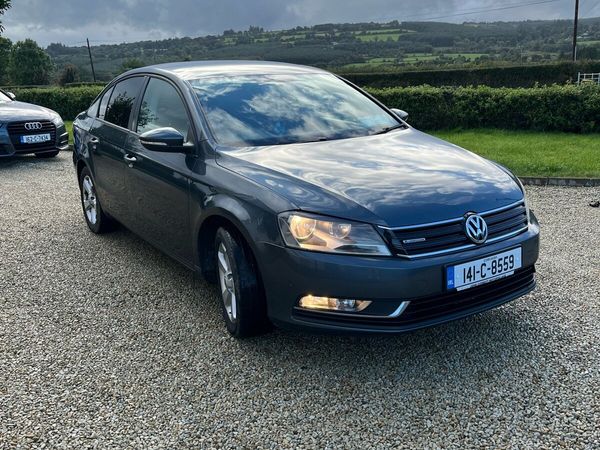 Volkswagen Passat Saloon, Diesel, 2014, Grey