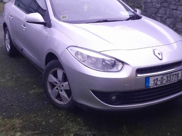 Renault Fluence Saloon, Diesel, 2012, Silver