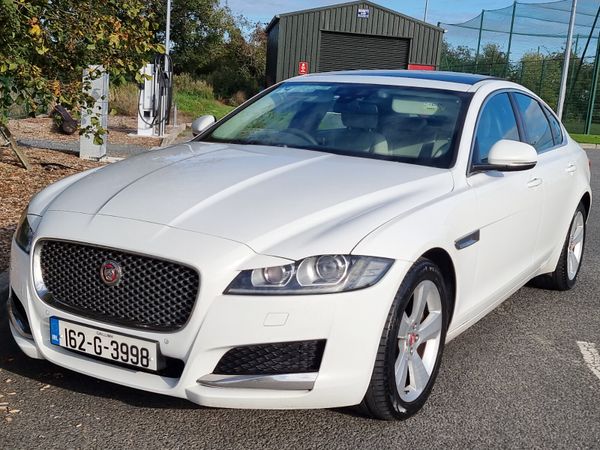 Jaguar XF Saloon, Diesel, 2016, White