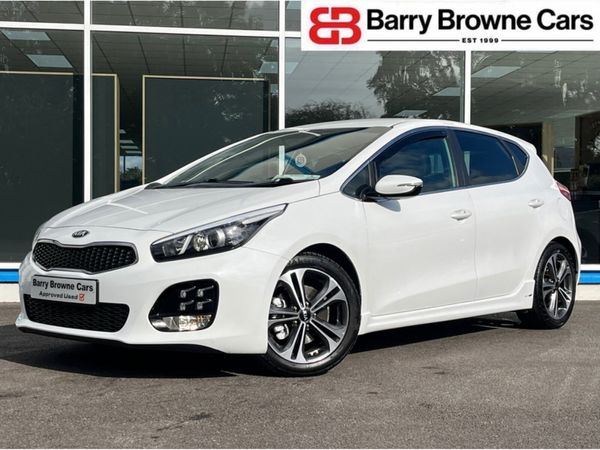 Kia Ceed Hatchback, Petrol, 2019, White