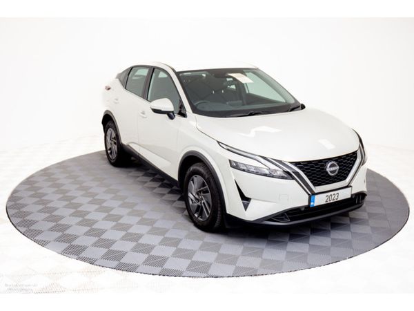 Nissan Qashqai SUV, Petrol, 2023, White