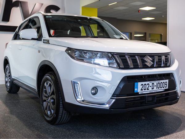 Suzuki Vitara Estate, Petrol, 2020, White