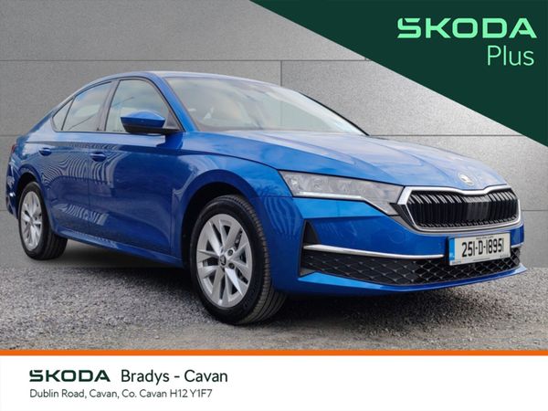 Skoda Octavia Hatchback, Diesel, 2025, Blue