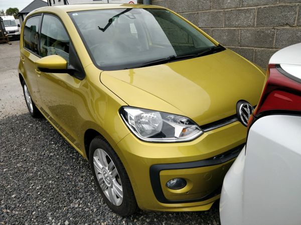 Ford Transit Hatchback, Diesel, 2017, Yellow