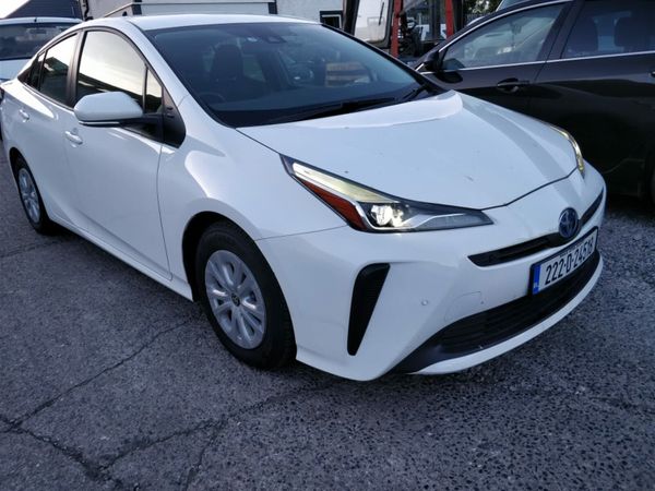 Toyota Prius Hatchback, Petrol Hybrid, 2022, White