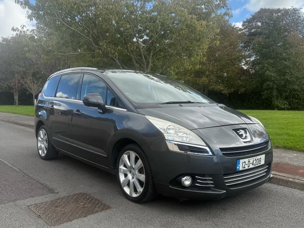 Peugeot 5008 MPV, Diesel, 2012, Grey