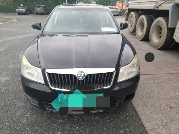Skoda Octavia Hatchback, Diesel, 2010, Black