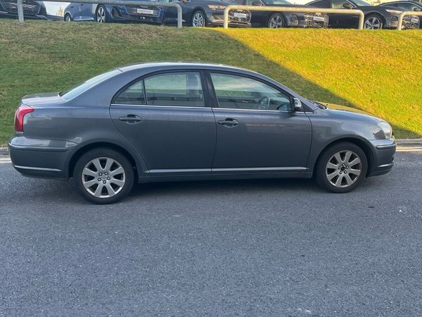 Toyota Avensis Saloon, Petrol, 2007, Grey