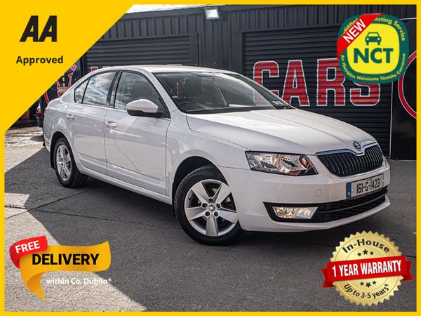 Skoda Octavia Saloon, Petrol, 2016, White