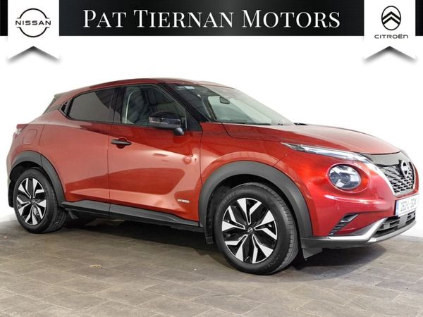 Nissan Juke SUV, Petrol Hybrid, 2025, Red
