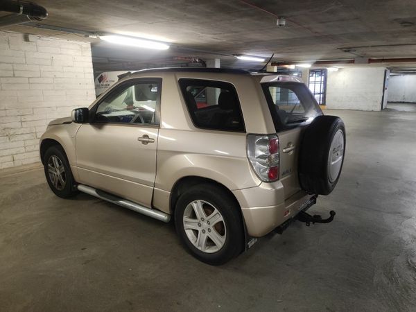 Suzuki Grand Vitara SUV, Petrol, 2007, Beige
