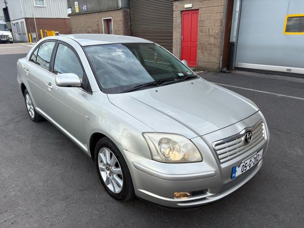Toyota Avensis Saloon, Petrol, 2005, Silver