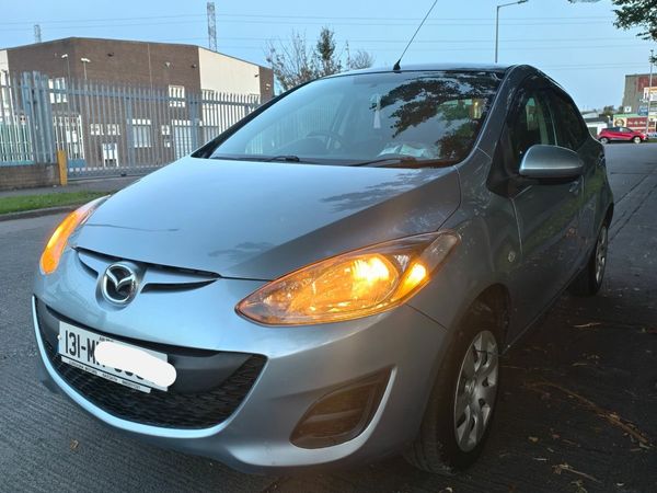 Mazda Demio MPV, Petrol, 2013, Blue