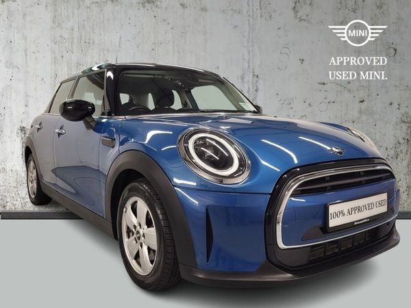 Mini Cooper Hatchback, Petrol, 2023, Blue