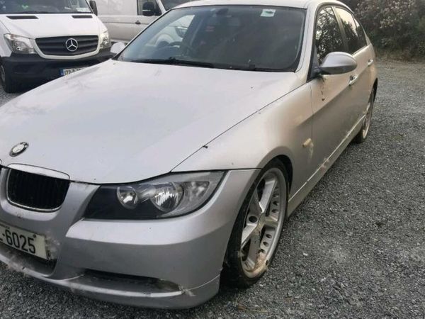 BMW 3-Series Saloon, Petrol, 2005, Silver