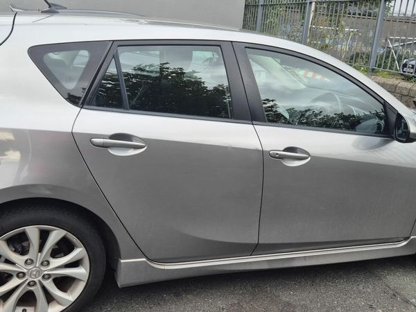 Mazda Mazda3 Hatchback, Petrol, 2011, Silver