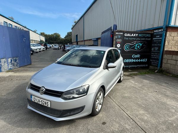 Volkswagen Polo Hatchback, Petrol, 2012, Silver