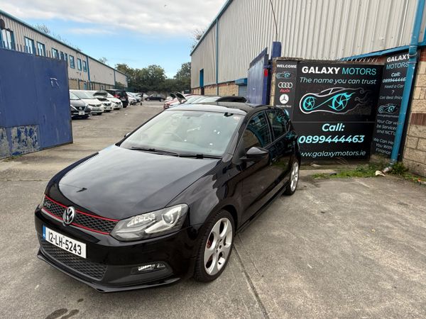 Volkswagen Polo Hatchback, Petrol, 2012, Black