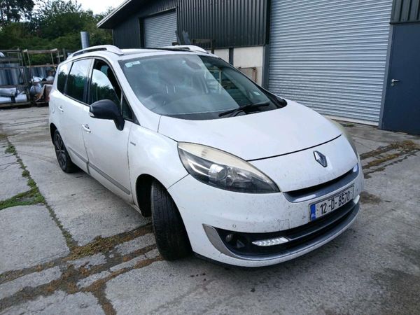 Renault Grand Scenic MPV, Diesel, 2012, White
